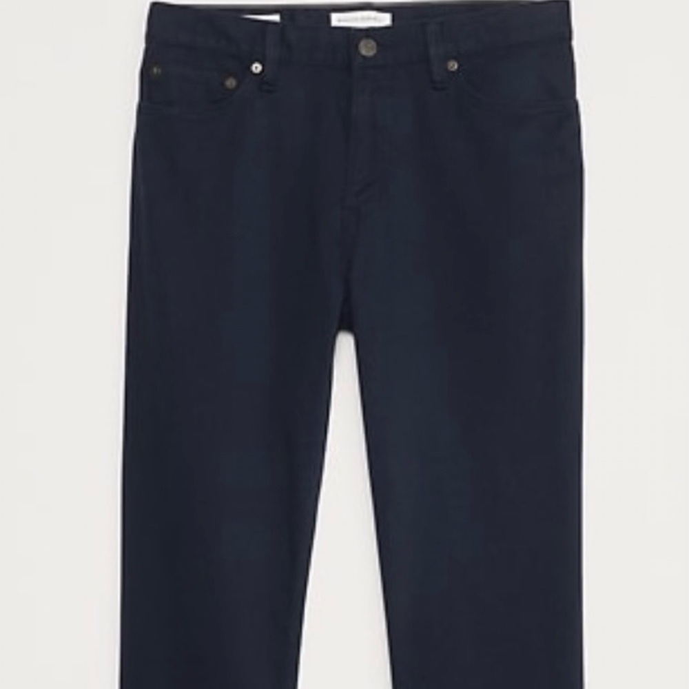Banana Republic Men's Dark Blue Slim Fit Traveler 5 Pocket Pants - New with Tag